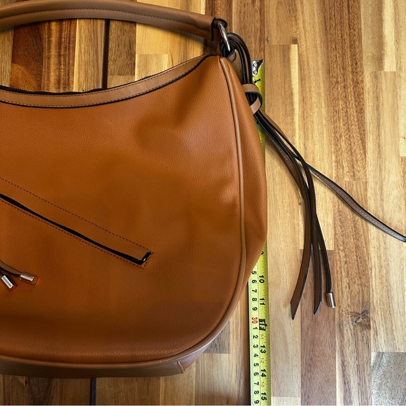 Malibu Skye: Lianne Top Zip Hobo Vegan Leather Shoulder‎ Bag NWOT - Picture 8 of 13